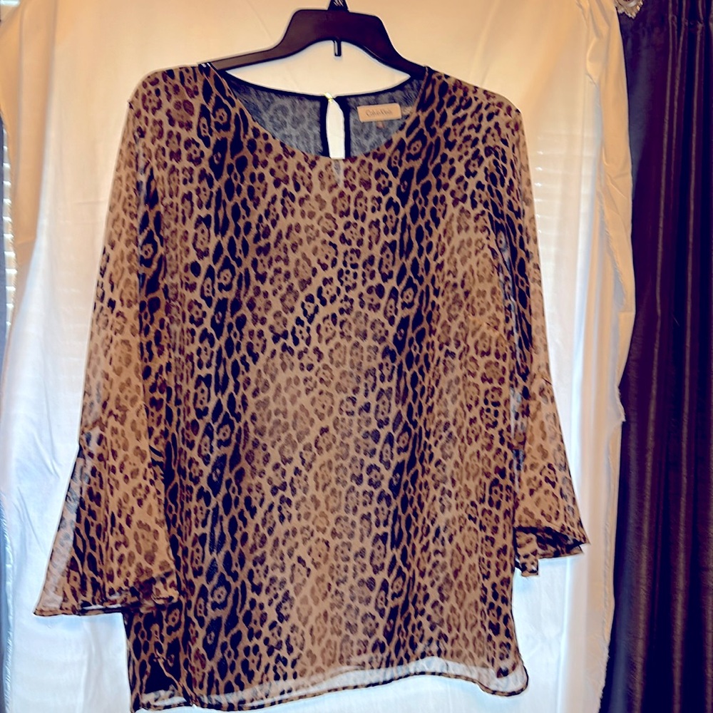 Calvin Klein tunic top animal print size.  2x.